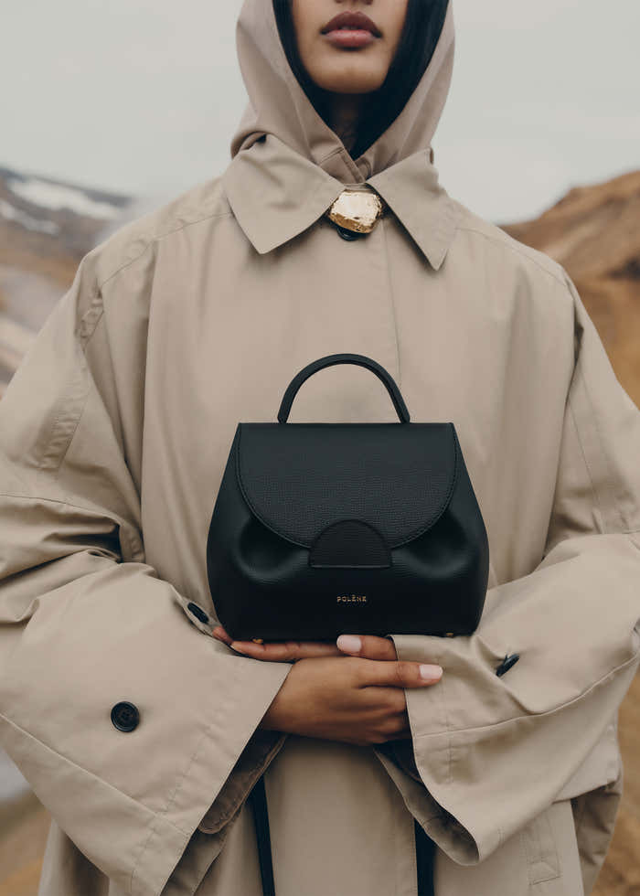 Numéro Un Nano - Textured Black