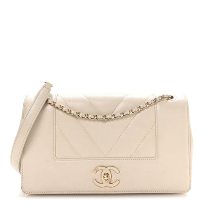 Chanel Sheepskin Chevron Quilted Medium Vintage Mademoiselle Flap White