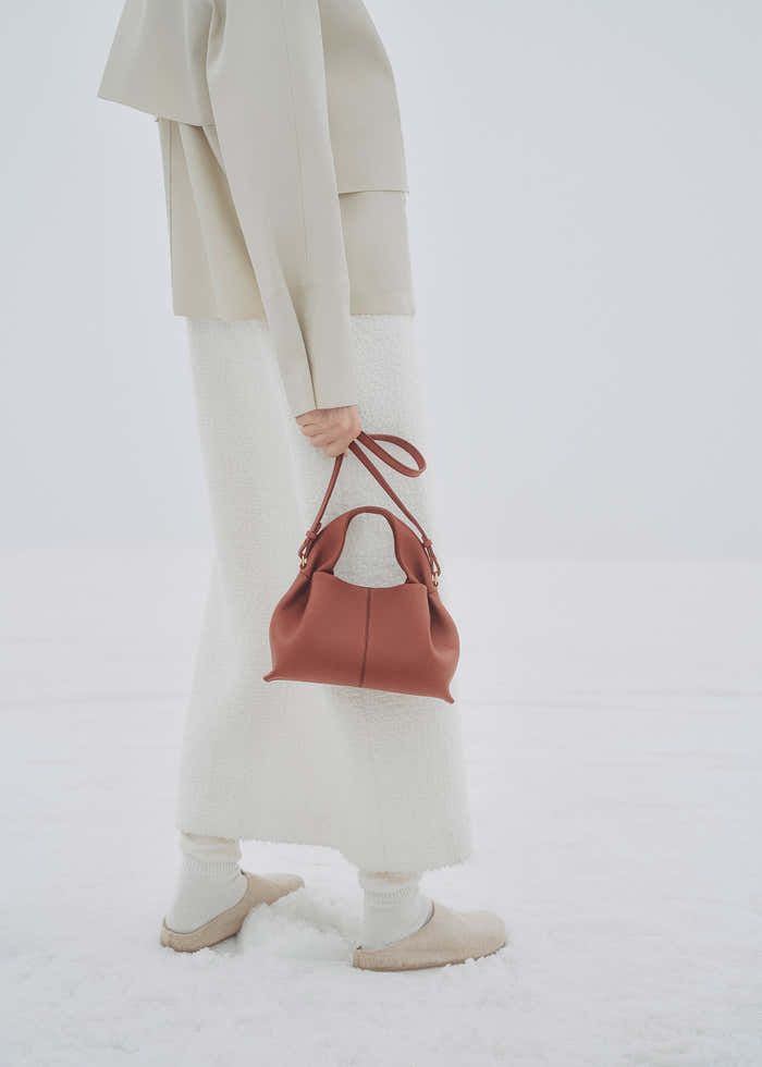 Numéro Neuf Mini - Textured Red Clay
