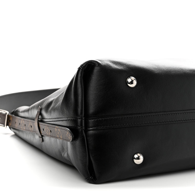 Louis Vuitton Lambskin CarryAll Vibe MM Black