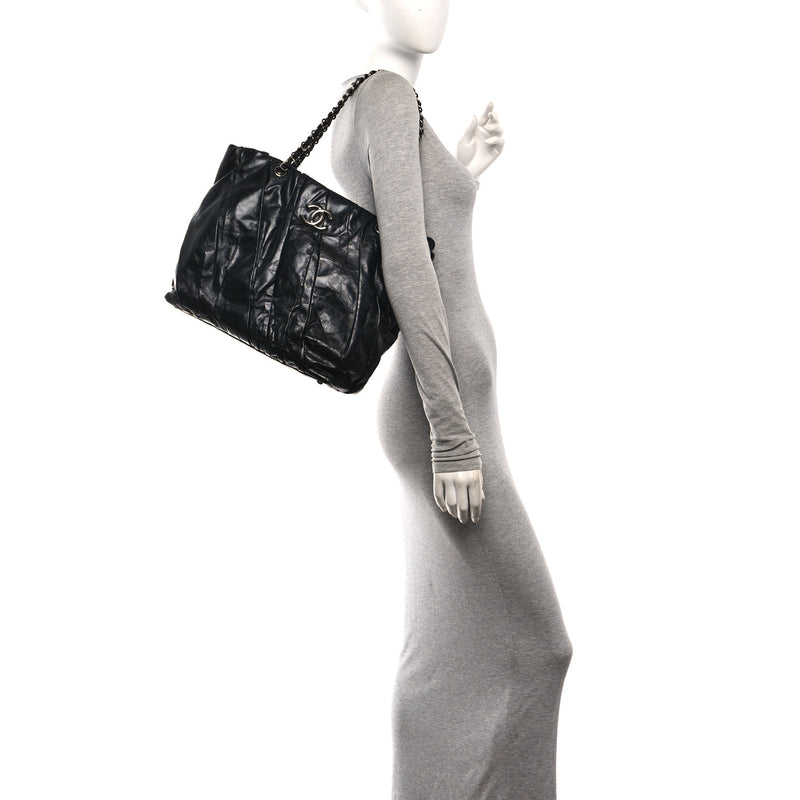 Chanel Glazed Calfskin Large Twisted Tote Black