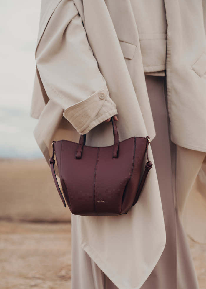 Cyme Tote Nano - Textured Black Cherry