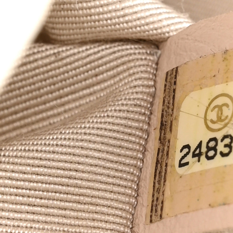 Chanel Sheepskin Chevron Quilted Medium Vintage Mademoiselle Flap White