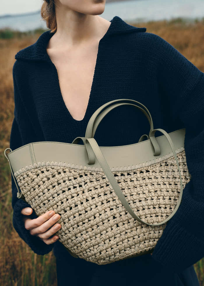 Cyme - Raffia Laurel