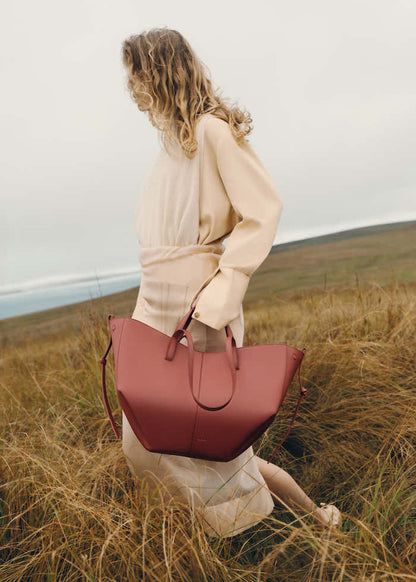 Cyme - Textured Terracotta